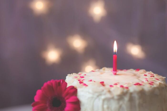 Vanilla cream cake